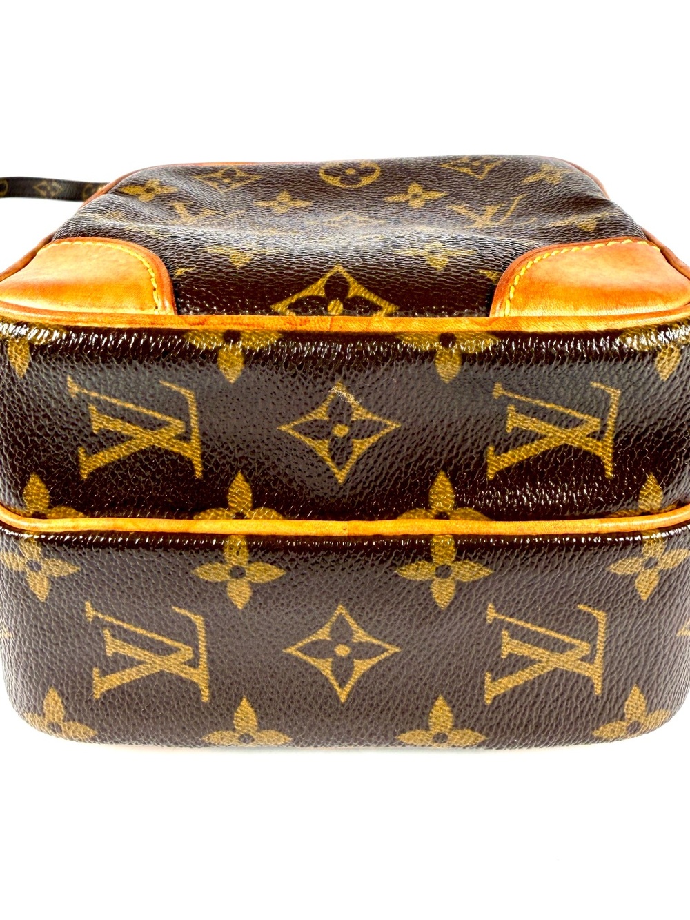 Louis Vuitton Monogram Amazon MM Crossbody Bag | Vintage | Dust Bag & Shop Bag - Picture 10 of 16